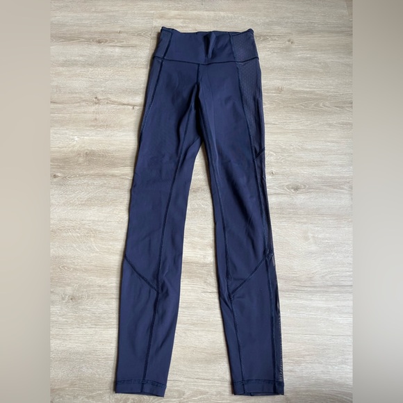 LULULEMON BODYCON LUXTREME HIGH RISE MESH LEGGINGS Navy Blue SZ 4 - Picture 2 of 8